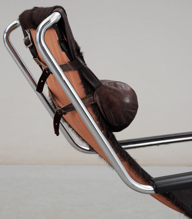 An easy chair by Hans & Vassili Luckhardt or Anton Lorenz, originally by Desta Stahlrohrmöbel, Berlin.