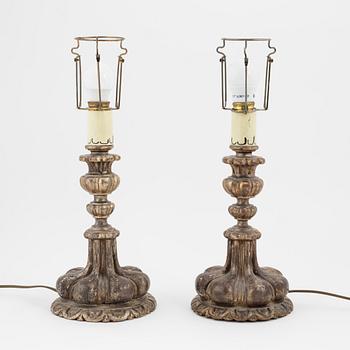 A pair of Italian gilded baroque style Paoletti lamps, 20th Century.