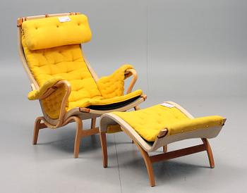 VILSTOL MED FOTPALL, "Pernilla" design Bruno Mathsson by Dux.