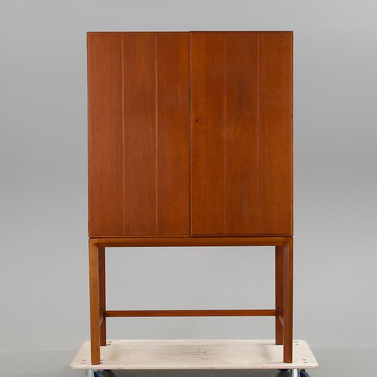 SKÅP, Axel Larsson, Bodafors, 1900-talets mitt.
