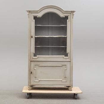 A painted display cabinet, second half of the 19th century.