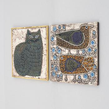 Lisa Larson, wall plaques, a pair, Gustavsberg, second half of the 20th century.