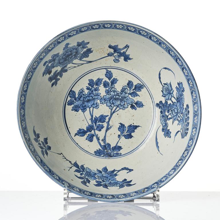 Praktskål, porslin. Mingdynastin, Chongzhen (1627–1644).