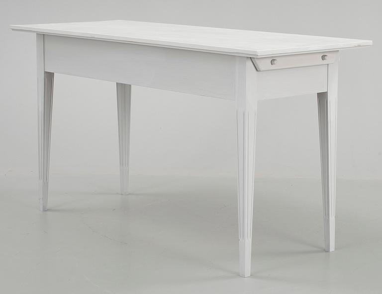 SIDEBOARD, gustaviansk stil, 1900-tal.