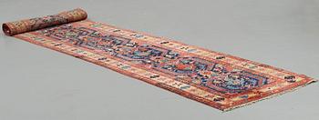 A RUNNER, a semi-antique Azerbaijan, ca 545,5 x 102,5 cm (as well as one end with 2 cm flat weave).