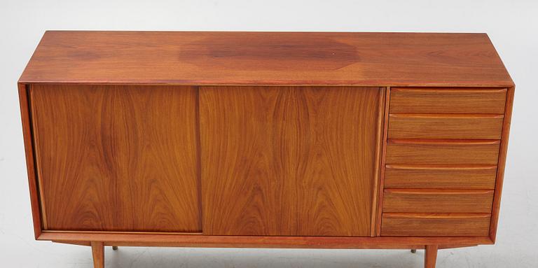 Sideboard, teak, 1900-talets mitt.
