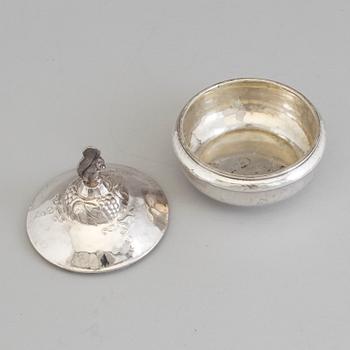 A Swedish Art Nouveau lidded silver box topped with a chipmunk, maker's mark Carl Sandberg, Ystad, 1919.