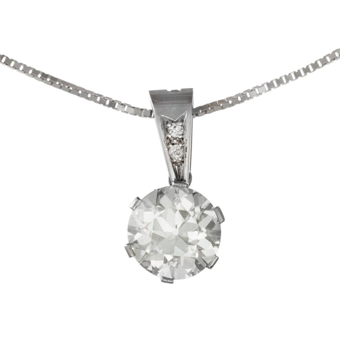 HÄNGE, 18K vitguld. Antikslipad diamant ca 3.1 ct. J/vs
Intyg SJL.