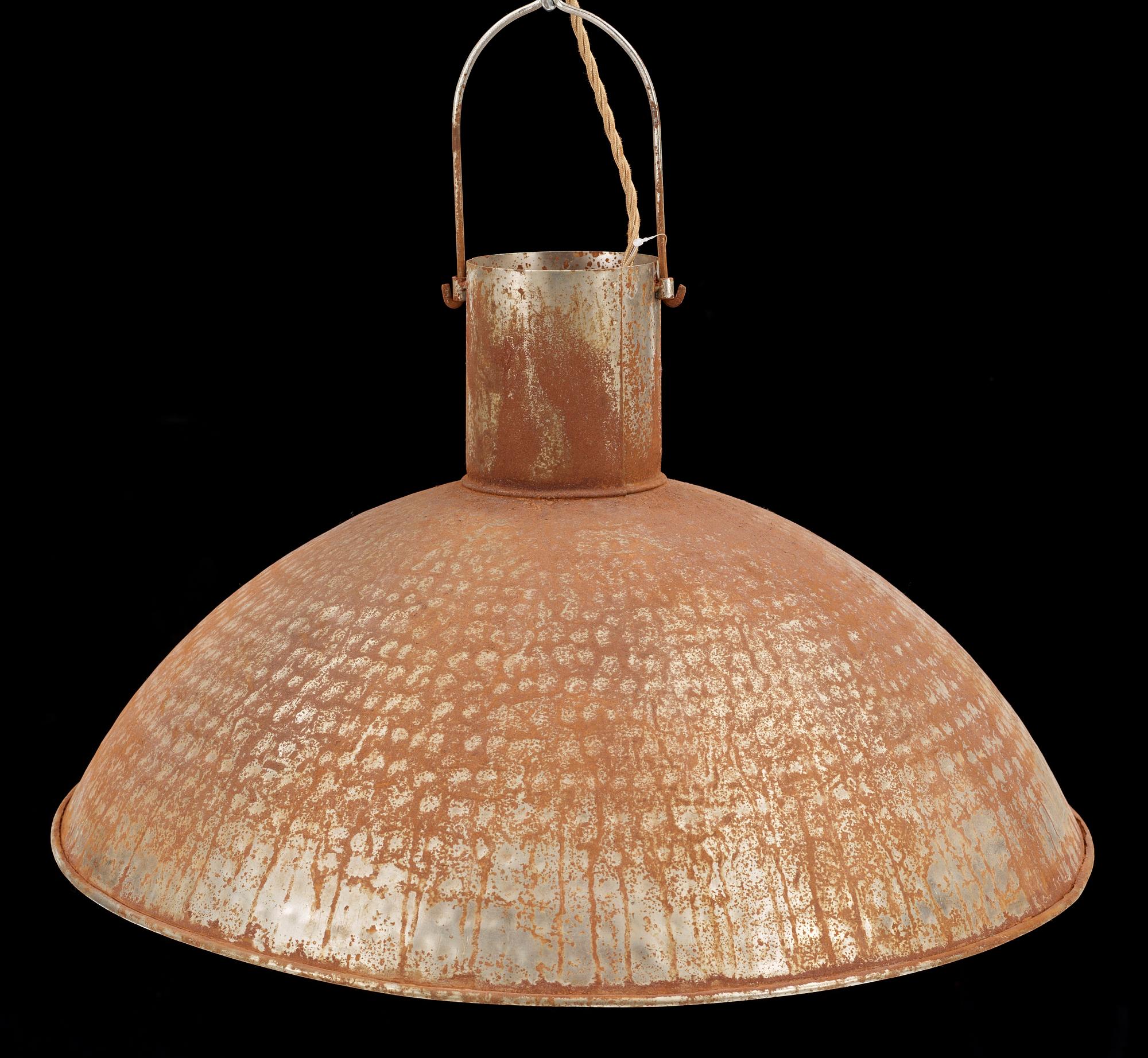 TAKLAMPA, Industristil, 1900-tal. H ca 50.