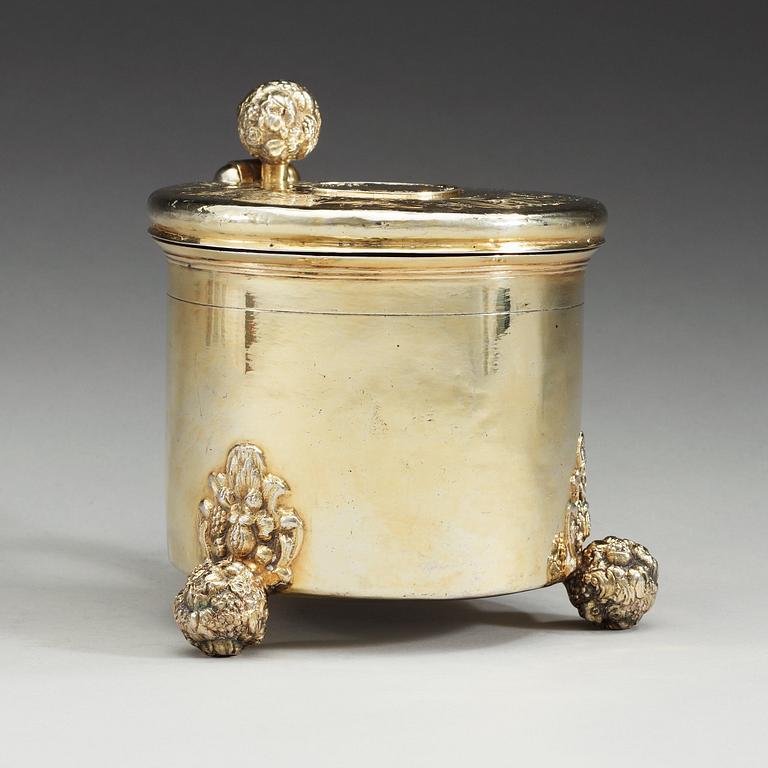A Swedish 17th century silver-gilt tankard, makers mark of Jacob Garnier (Stockholm 1657-1659 and Strängnäs 1659-1680).