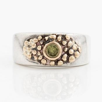 Sven-Erik Högberg, ring, sterling silver with faceted peridot, Gothenburg 1983.