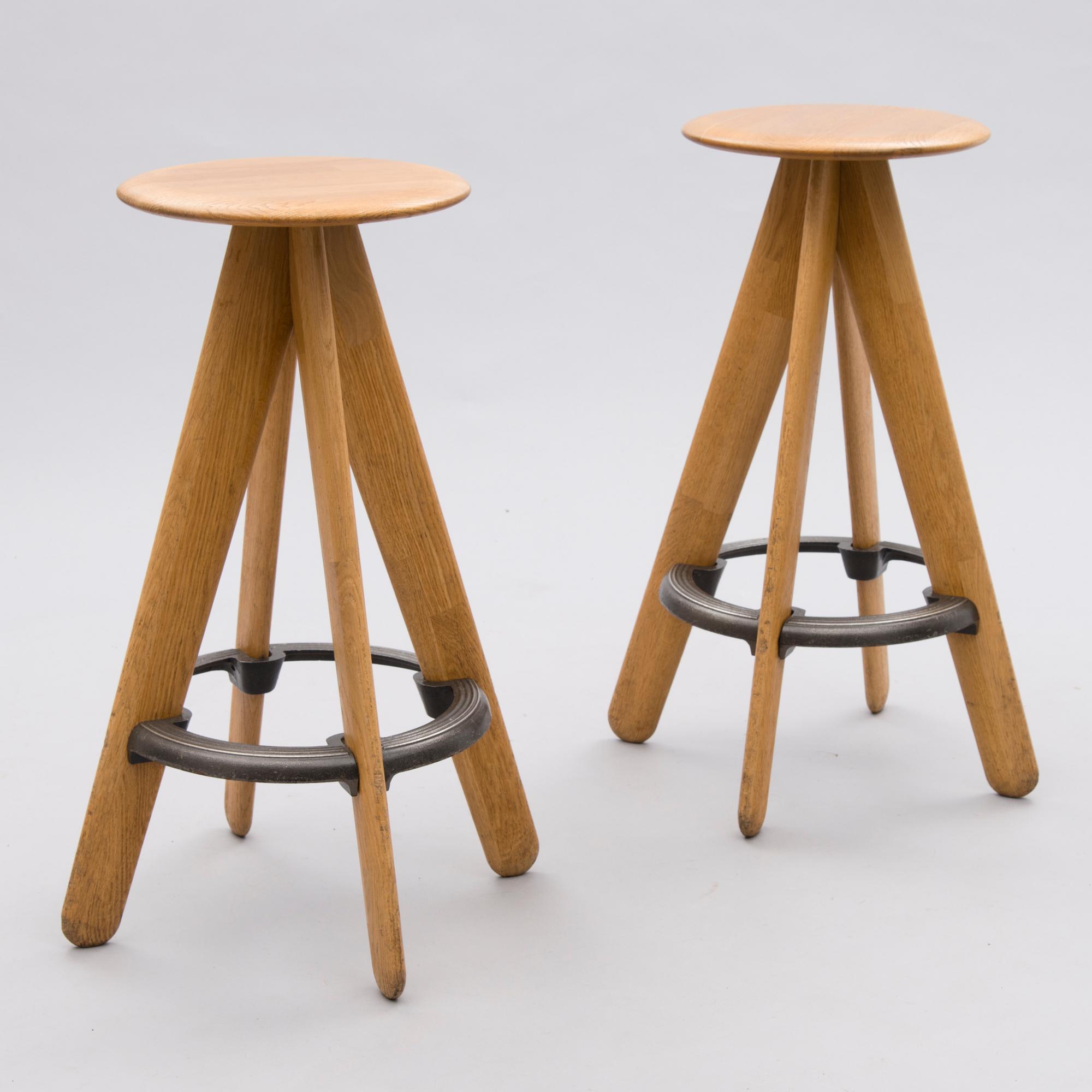 TOM DIXON, barstolar, ett par, "Slab Bar Stool" 2000-tal.