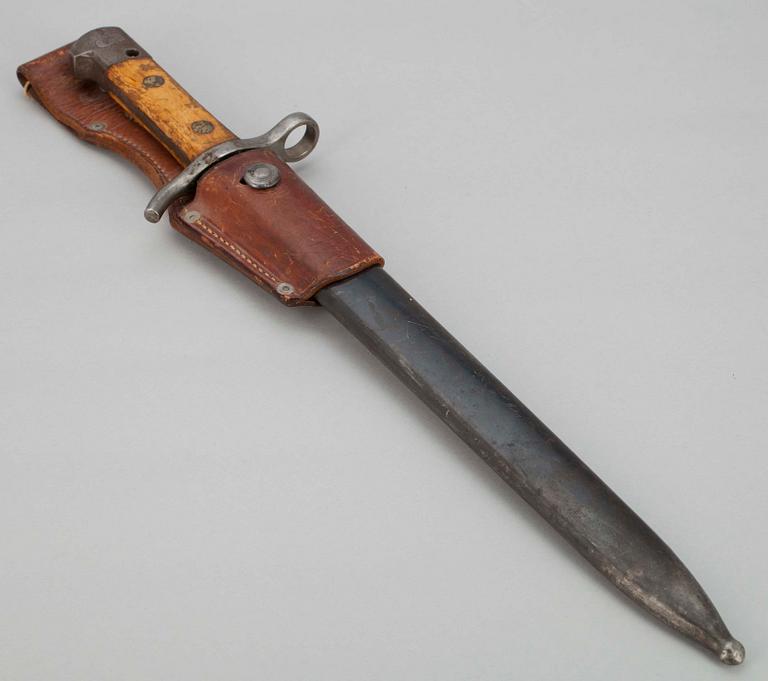 KNIV, Hackman & Co, 1900-tal.
