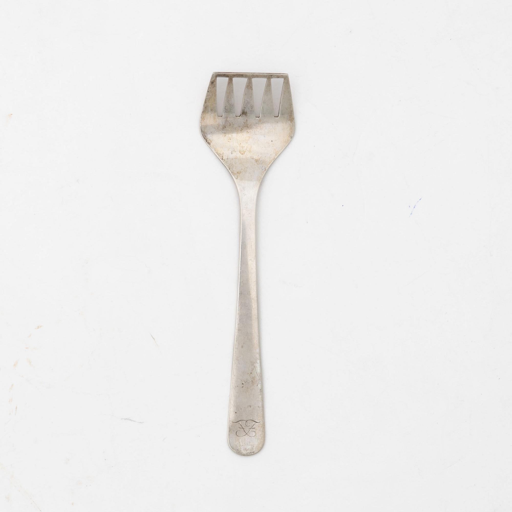 Wiwen Nilsson, sardingaffel, silver, A. Hasselgrens eftr. Lund 1941.