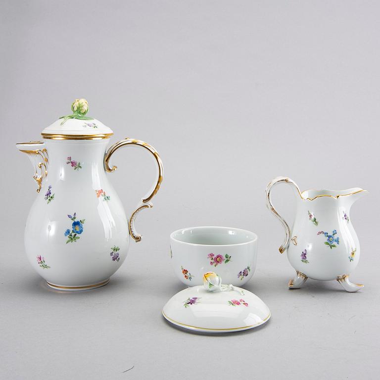 A 12 pcs Mesissen porcelain service.
