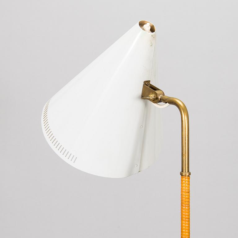 Paavo Tynell, golvlampa, modell K10-10, Idman, 1900-talets mitt.