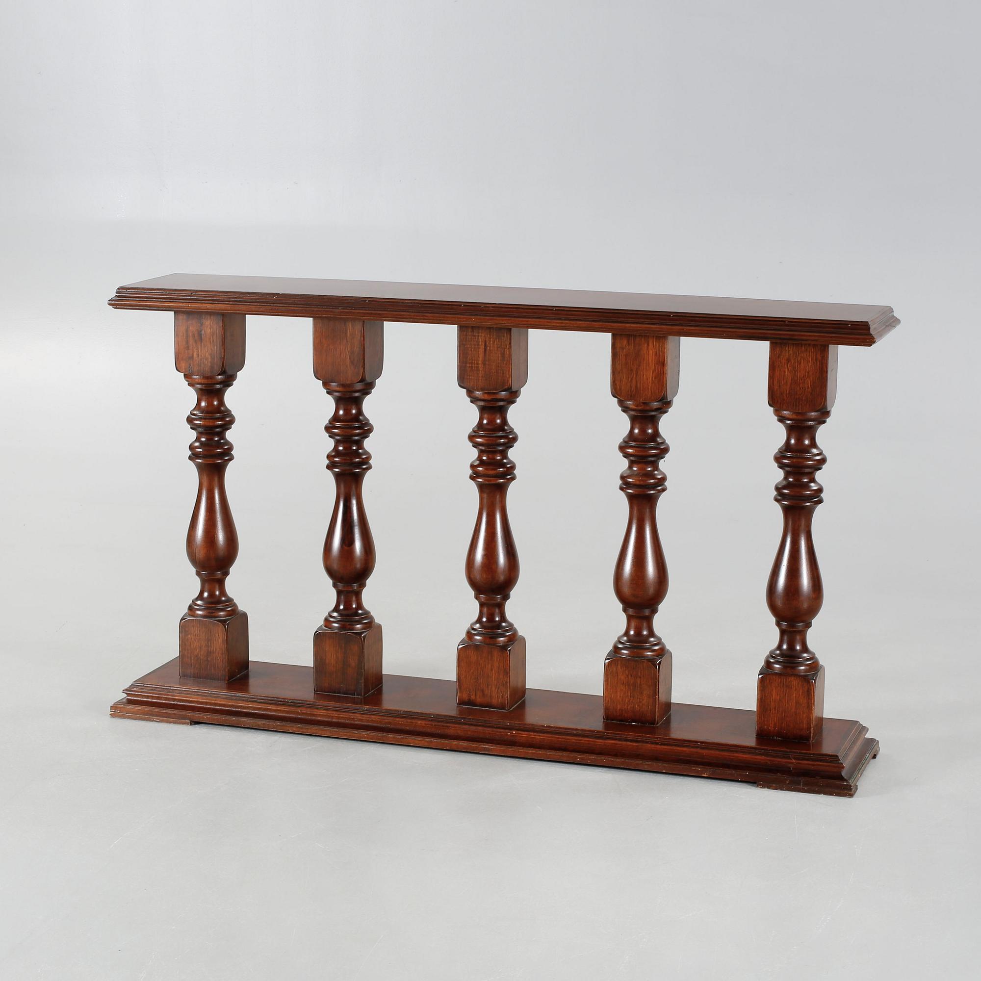 BALUSTRAD, omkring 1900-talets mitt.