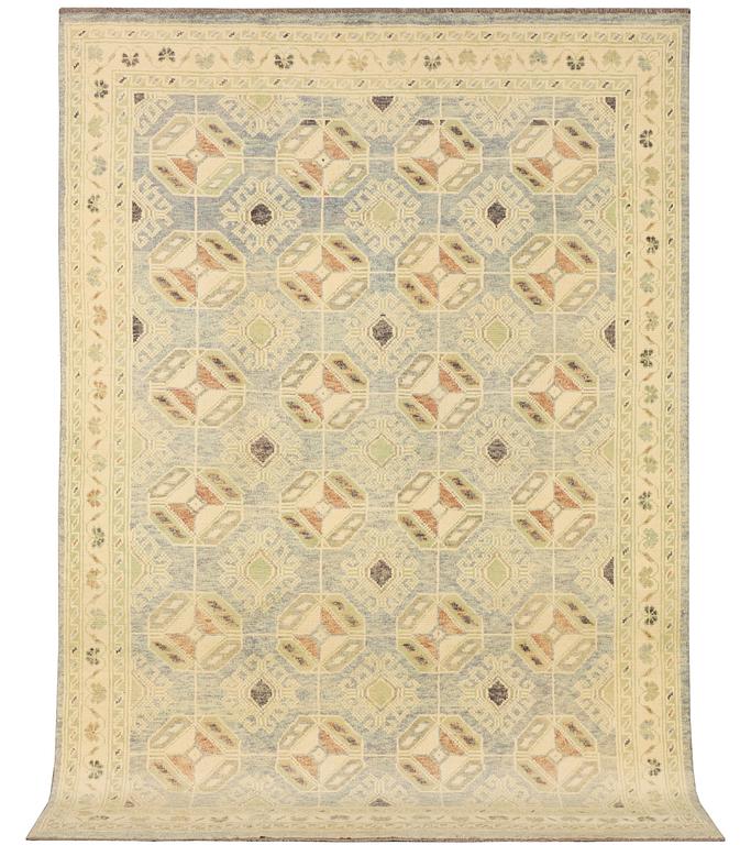 A Kazak carpet, c. 289 x 194 cm.