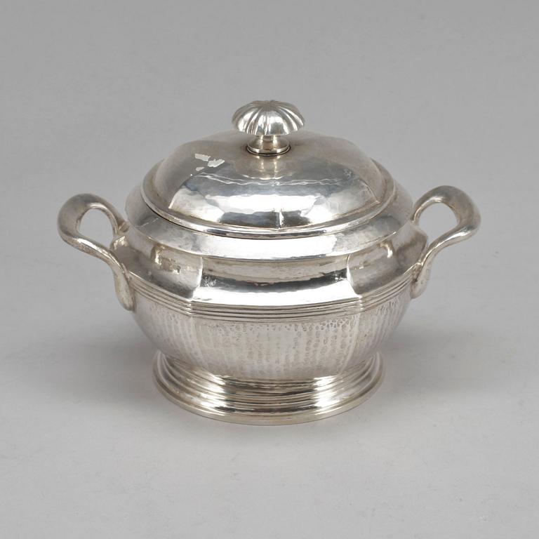 KAFFESERVIS, 3 delar, silver, C D Bäckström, Stockholm, 1920. Totalvikt: 1065 gram.