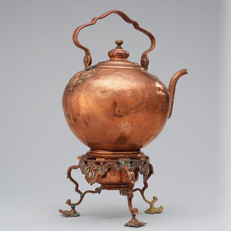 VATTENKANNA PÅ RECHAUD. Rokoko, 1700-talets mitt.