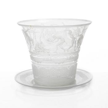 Simon Gate, skål med fat, graverat glas, modell 122, Orrefors 1927.