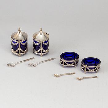 A pair of silver salt cellars and a pair of silver mustard jars, Mema, Lidköping 1966.