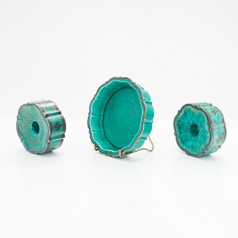 Wilhelm Kåge, ljusstakar, ett par, samt skål, "Argenta", Gustavsberg.