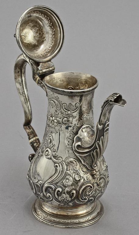KAFFEKANNA, silver, Simeon Coley, London, 1763, vikt 853 g.