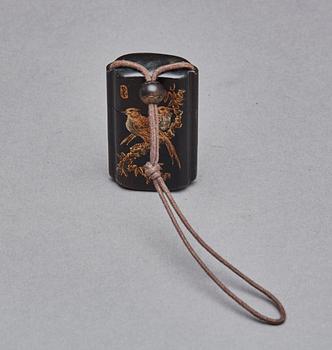 INRO, japan, bär signatur.