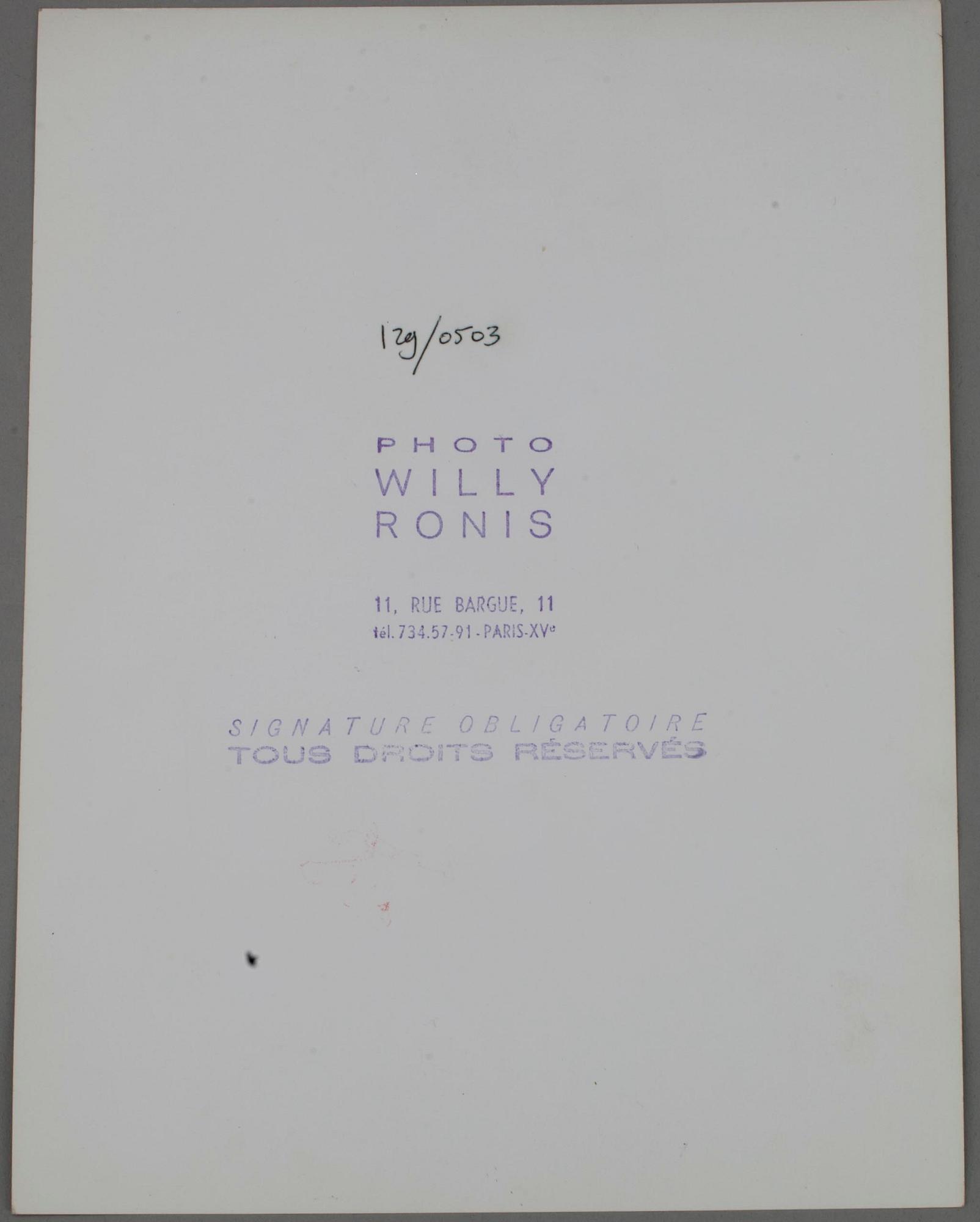 WILLY RONIS, fotografi, vintage silver print, a tergo stämpelmärkt 129/0503, ca 1970.