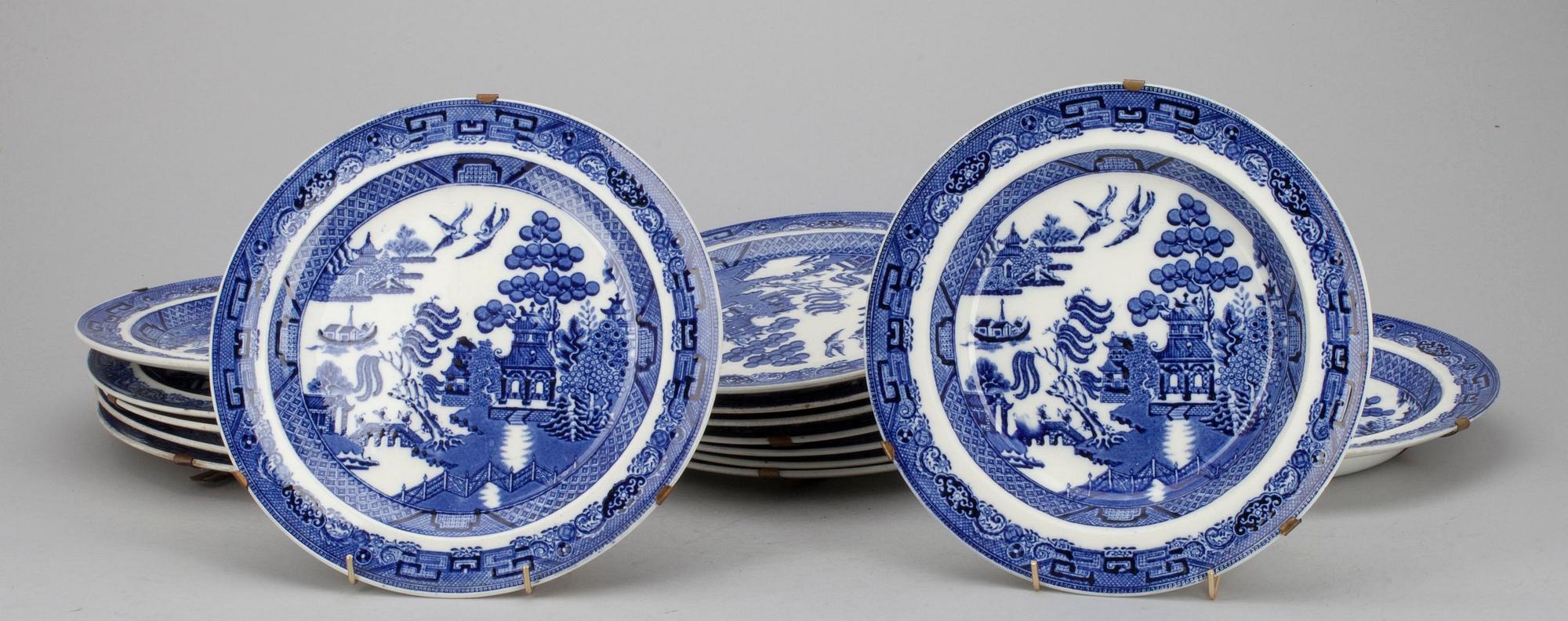 SERVIS, 25 delar, flintgods, Wedgewood, "Willow", 1800-1900-tal.