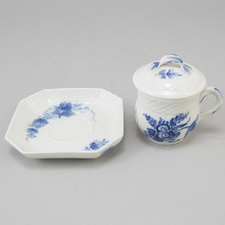 A 37 piece porcelain service 'Blå blomst', Royal Copenhagen, Denmark.