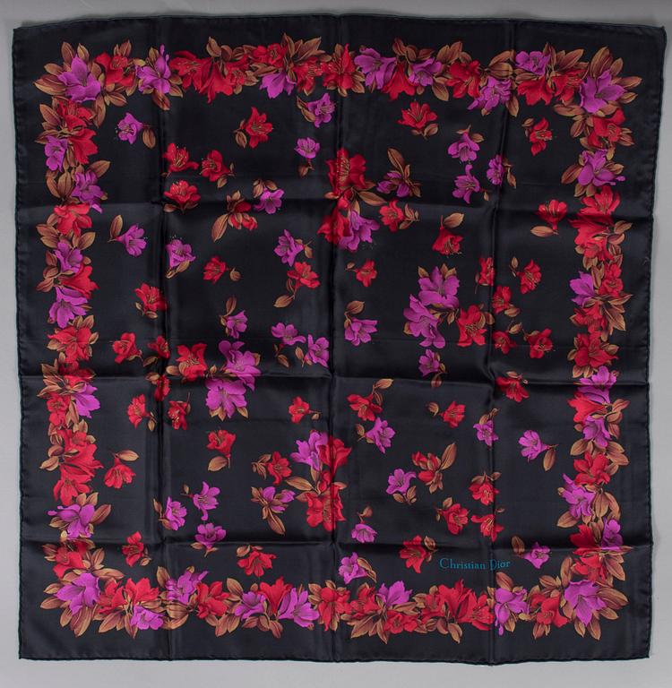 SCARF, Christian Dior.