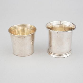 BÄGARE, 2 st, silver, 1700-1800-tal. Ca 46 gram.