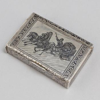 A parcel gilt silver case with niello, assaymaster Anatolij Artsybashev, Moscow 1889.