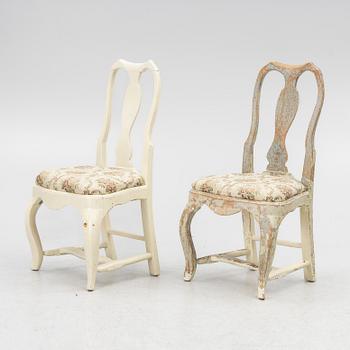 Rokoko, A pair of mid-18th century Rococo chairs.
