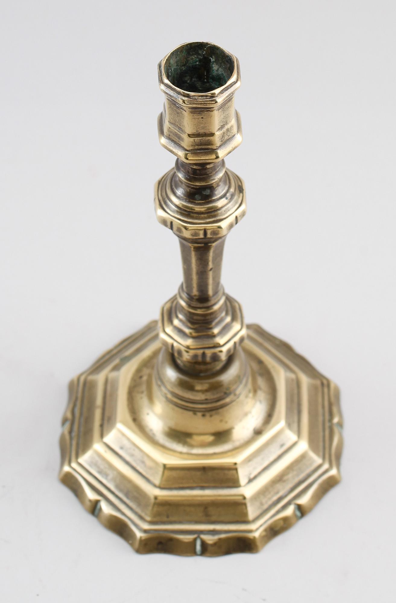 LJUSSTAKE, mässing, 1700-tal.
