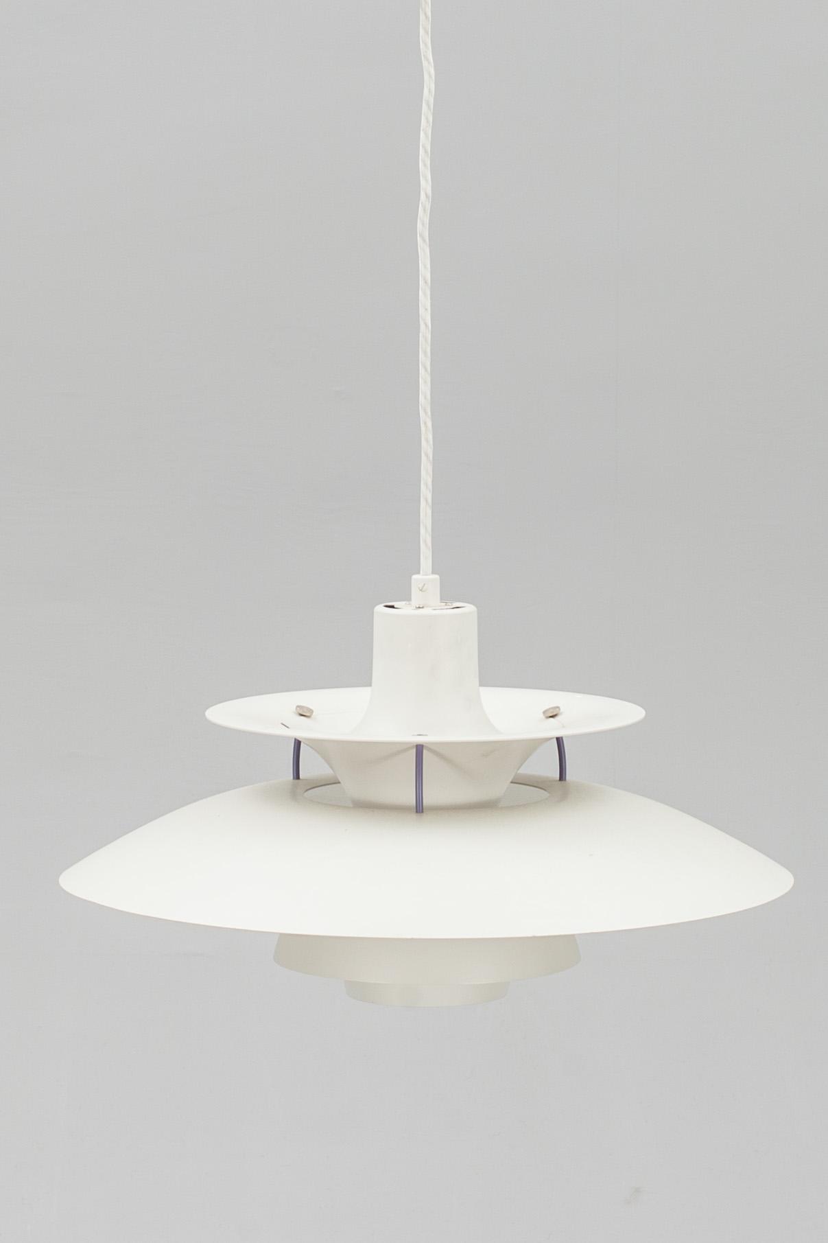 TAKLAMPA, Louis Poulsen PH-5.