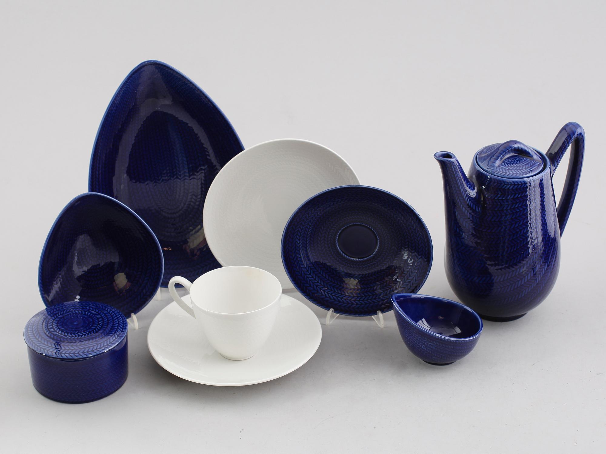 SERVISPORSLIN, 29 delar, "Blå Eld", Hertha Bengtsson, Rörstrand.