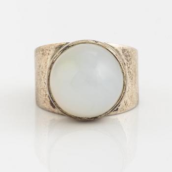 Birger Haglund, silver and cabochon cut moonstone ring.