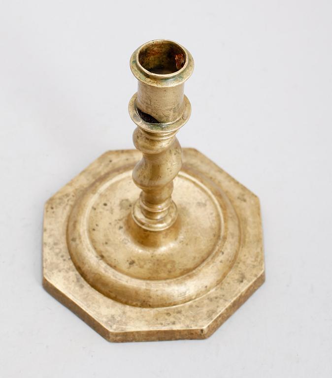 LJUSSTAKE, mässing, barock, 1600-tal.