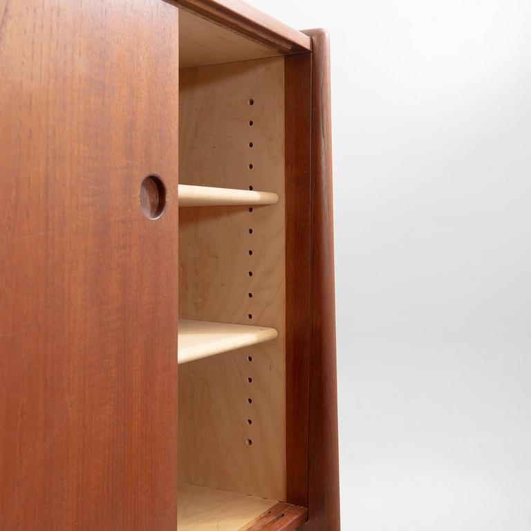 Hans J. Wegner, sideboard with upper cabinet, "RY20", RY Møbler, Denmark, 1957.