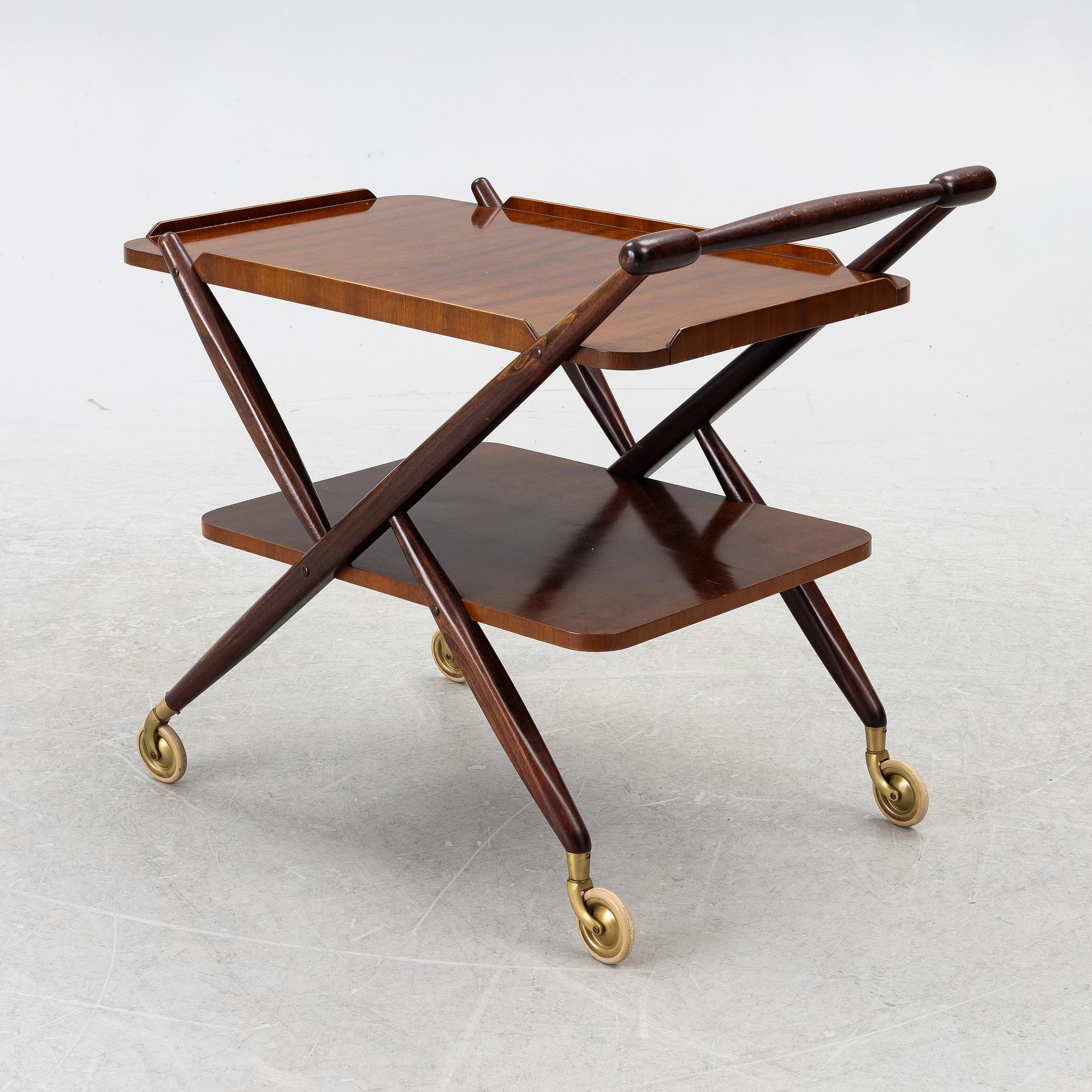 Serveringsvagn, modell 779, Möbelbolaget, Tranås, 1900-talets andra hälft.