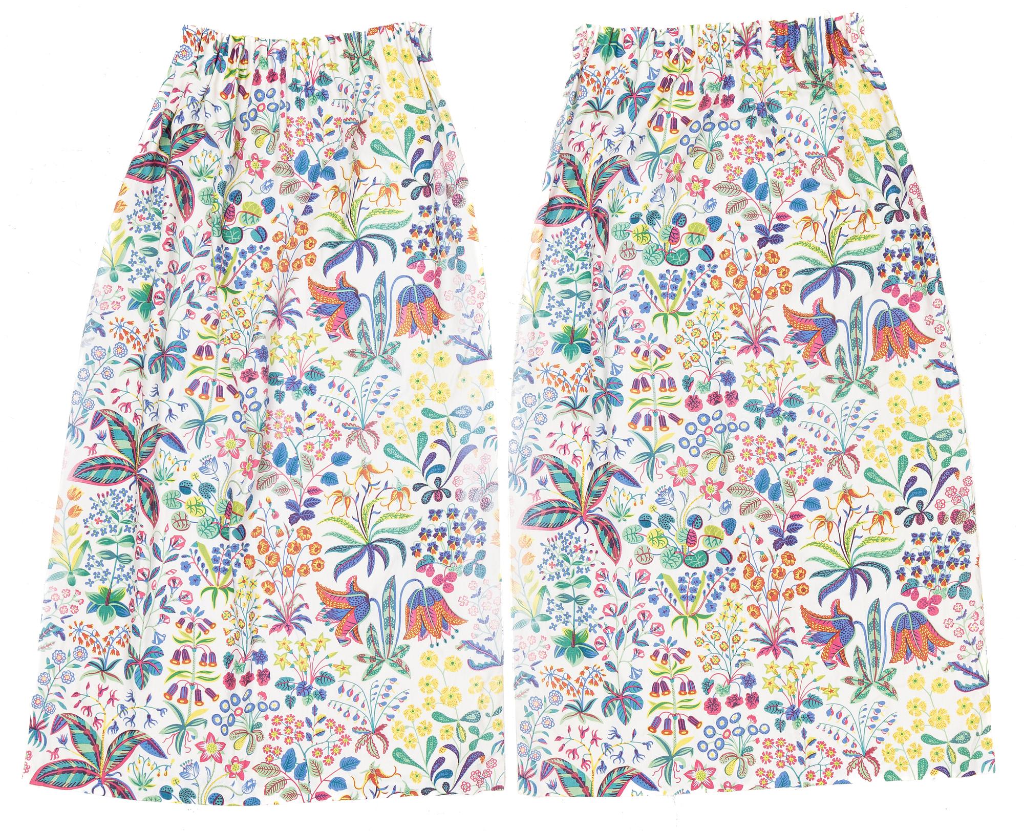 Josef Frank, a pair of curtains, 'Under Ekvatorn', Svenskt Tenn.