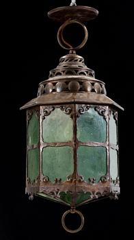 TAKLYKTA, mässingssmide och glas, jugendbarock, sekelskifte 1900. Höjd: ca 75 cm.