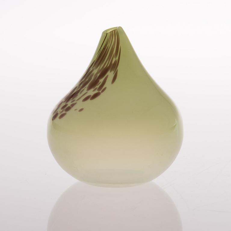 A "Pear 3278" art glass piece signed Tapio Wirkkala Iittala, designed in 1947.