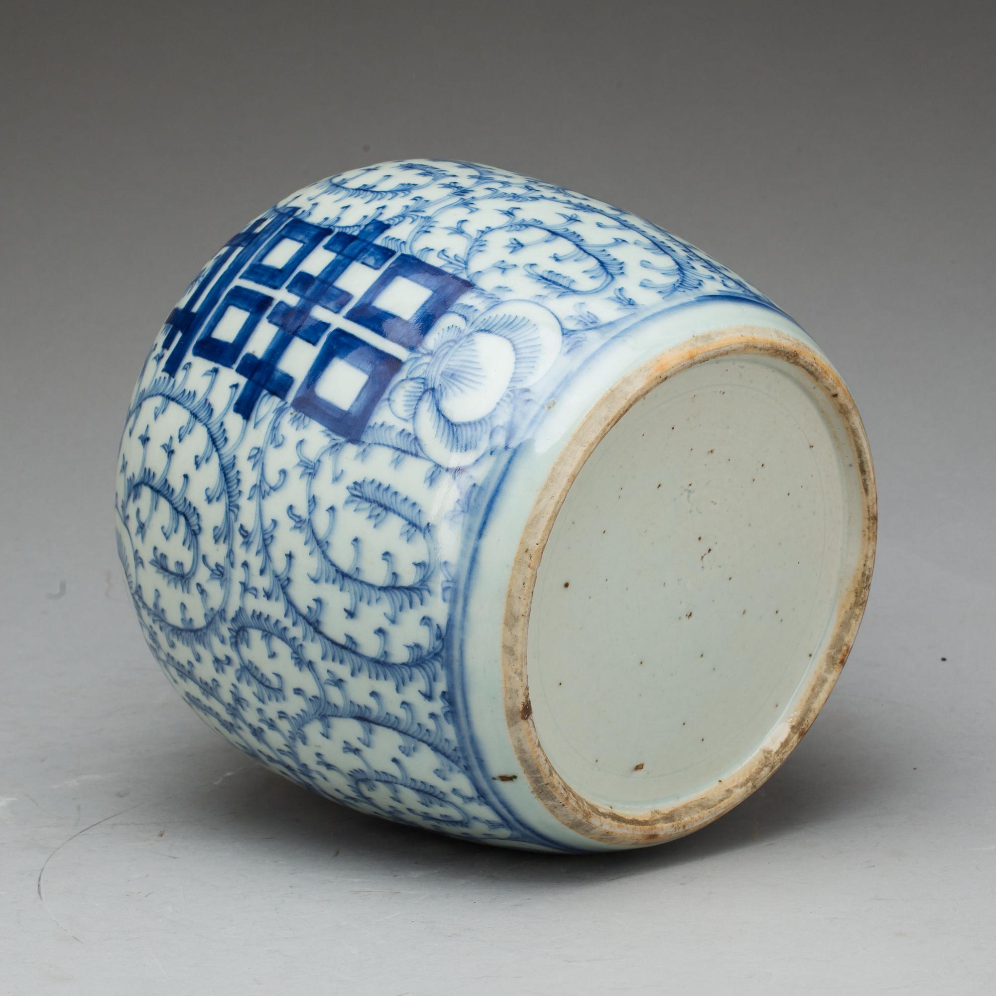 BOJAN MED LOCK, porslin, Kina, 1800-tal.