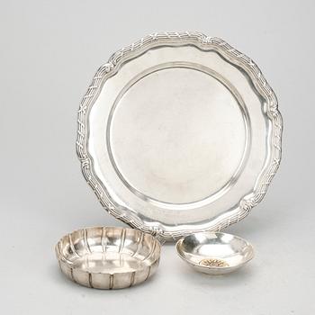 PARTI SILVER, 3 delar, bl a C G Hallberg, 1923, Stockholm. Totalvikt ca 919 gram.