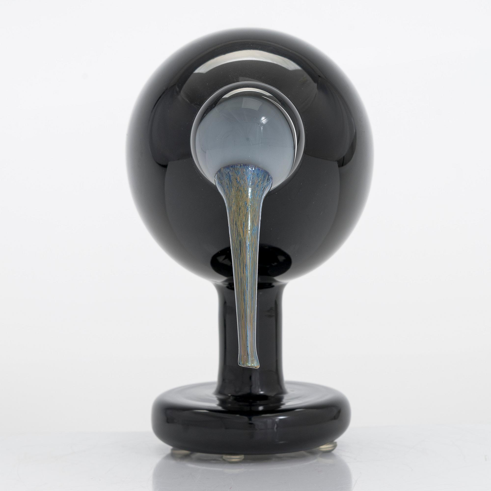 Oiva Toikka, glasfågel, signerad O. Toikka Nuutajärvi.