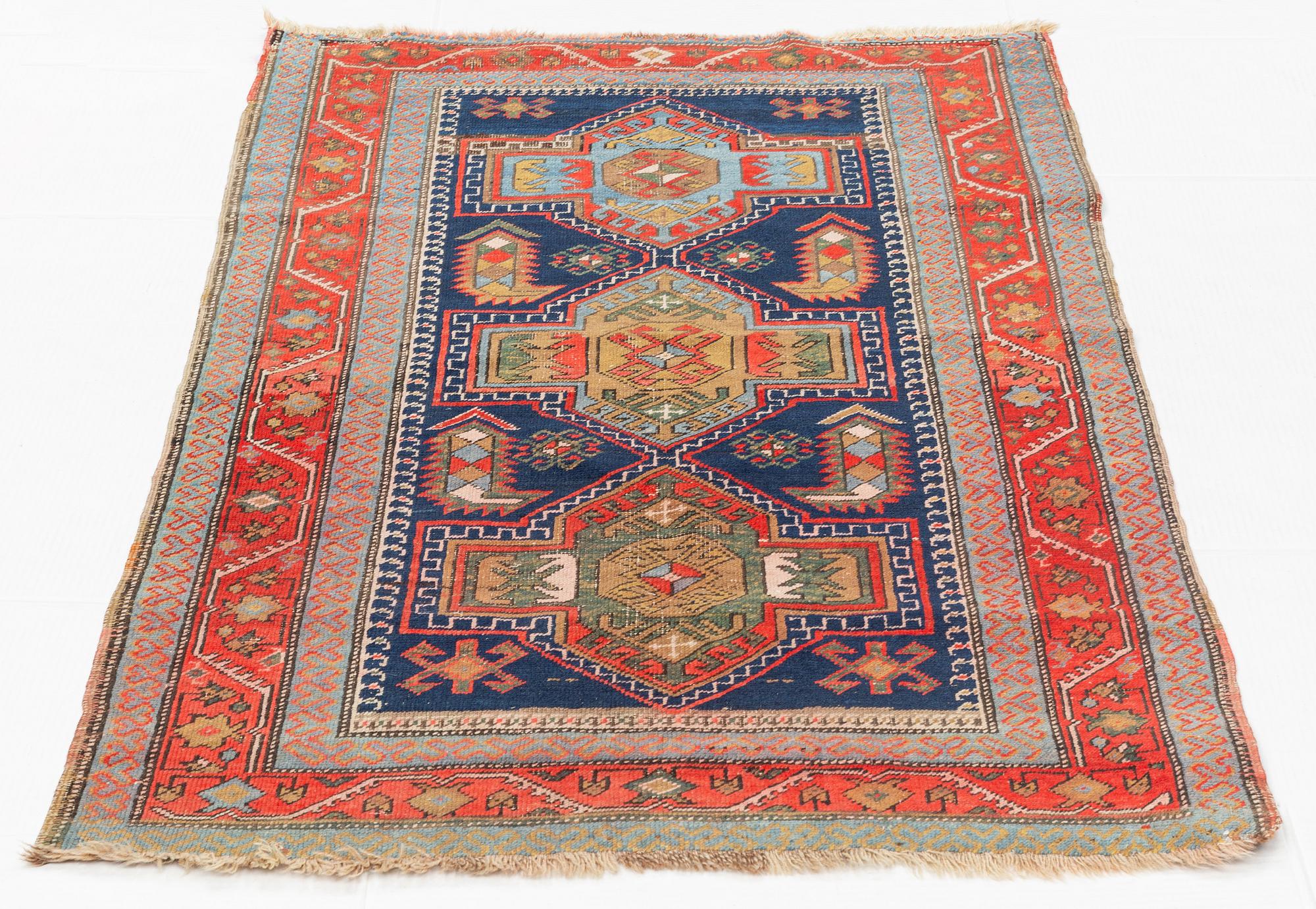 Mattor, ett par, Kasak, antika, 96 x 150-165 cm.